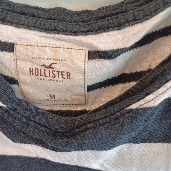 Hollister - Picture 4 of 4
